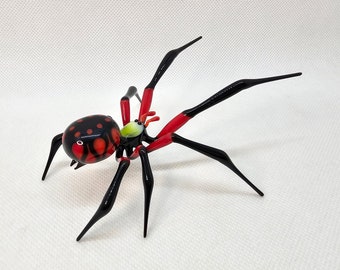 Red Spider figurine, Handcrafted glass animal, Figurine Blown glass Spider, Handblown glass Spider, Lampwork Spider, Glass Insect, Art glass
