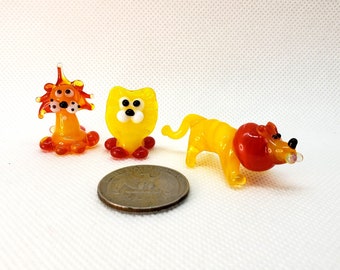 Glass miniature Lion, Art glass Lion, Glass miniature, Small Glass Figurine, Blown glass Lion, Handcrafted glass animal, Handblown glass
