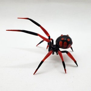 Glass Red Spider figurine, Handcrafted glass animal, Figurine Blown glass Spider, Handblown glass Spider, Glass Insect, Glass miniatures