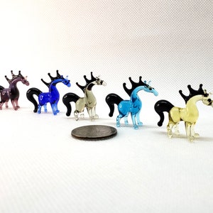 Glass Miniature Horse, Glass Horse sculpture, Small Glass Figurine, Glass Animal Figurine, Handcrafted glass animal, Blown glass, Art glass