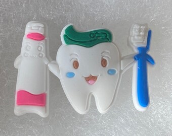 Dentist Tooth Fairy Key Charm Keepsake Gift Boxed teeth tooth brush paste Floss
