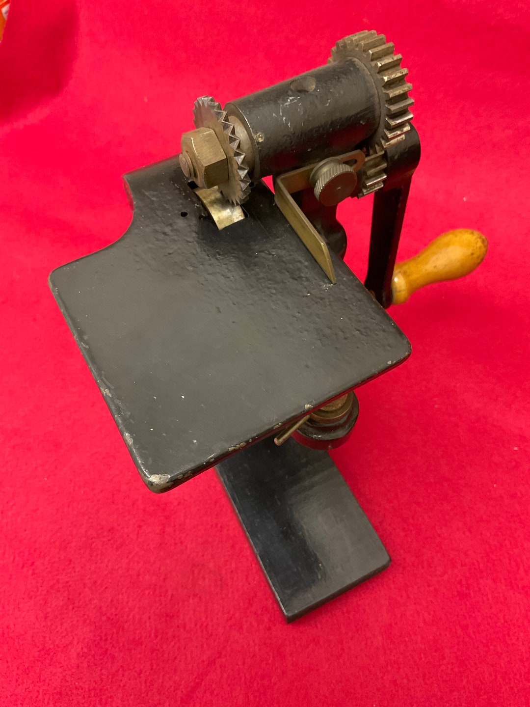 Vintage Chandler Hand Operated Pinking Machine Etsy