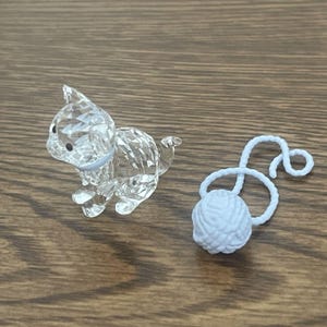 【SWAROVSKI】子猫とボール Swarovski Crystal Kitten and Ball - Etsy