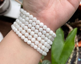 6 mm 7.5" White Moonstone Bead Bracelet, White Moonstone Stretchy Bracelet, White Moonstone Crystal Jewelry, White Moonstone Bracelet