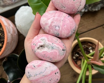 YOU CHOOSE Peruvian Rhodonite Palm Stone, Pink Rhodonite from Peru Palm Stone, Pink Peruvian Rhodonite Palm Stone, Crystal Palm Stone