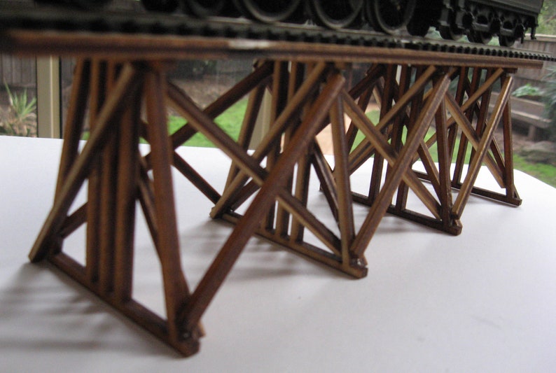 Model Railway HO/OO Scale, Modular Wooden Trestle Bridge Kit. Straight