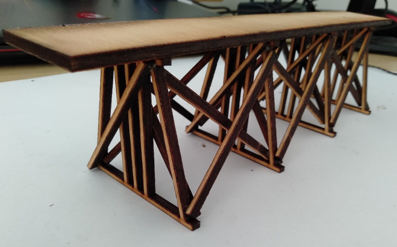 Model Railway HO/OO Scale, Modular Wooden Trestle Bridge, Fully