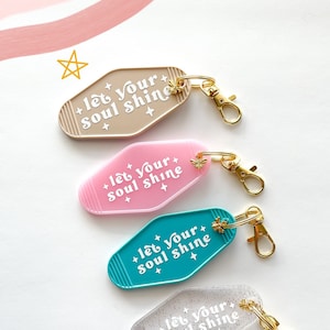 Retro Inspired Motel Keychain | Motel keychain | Retro keychain | Unique Gift Idea | Car Keys | House Keys | Custom Keychain