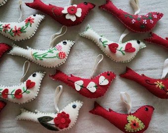 Wool Bird Ornament Handmade - Christmas Valentine Tree Decoration - Sweet Love Embroidered Flowers Hearts Custom Color Red Gray Black Cream