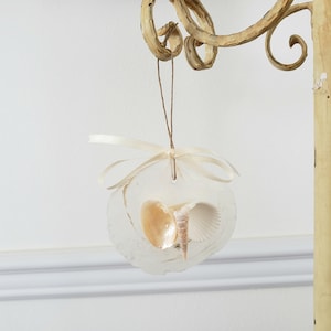 Pair of Capiz Shell Ornament Handmade - Beautiful Natural Seashell Nautical Beach Coastal Christmas Xmas Tree Decoration Festive Designs Set