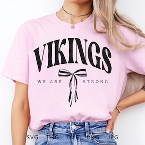 Vikings Coquette SVG, PNG, dxf, jpg, eps, archivo de corte fuerte de Vikings Arched Trendy, mascota escolar de Vikings Cricut, espíritu de equipo de Vikings