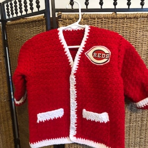 Cincinnati Reds Cardigan Sweater (s3)