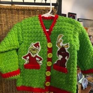 Strickjacke-Pullover-Grinch und Hund Max (s 2)