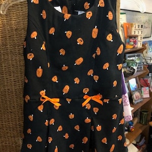 Halloween Jumper (s5)