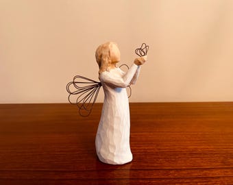 Willow Tree Angel of Freedom Figurine by Susan Lordi | Angel holding Butterfly