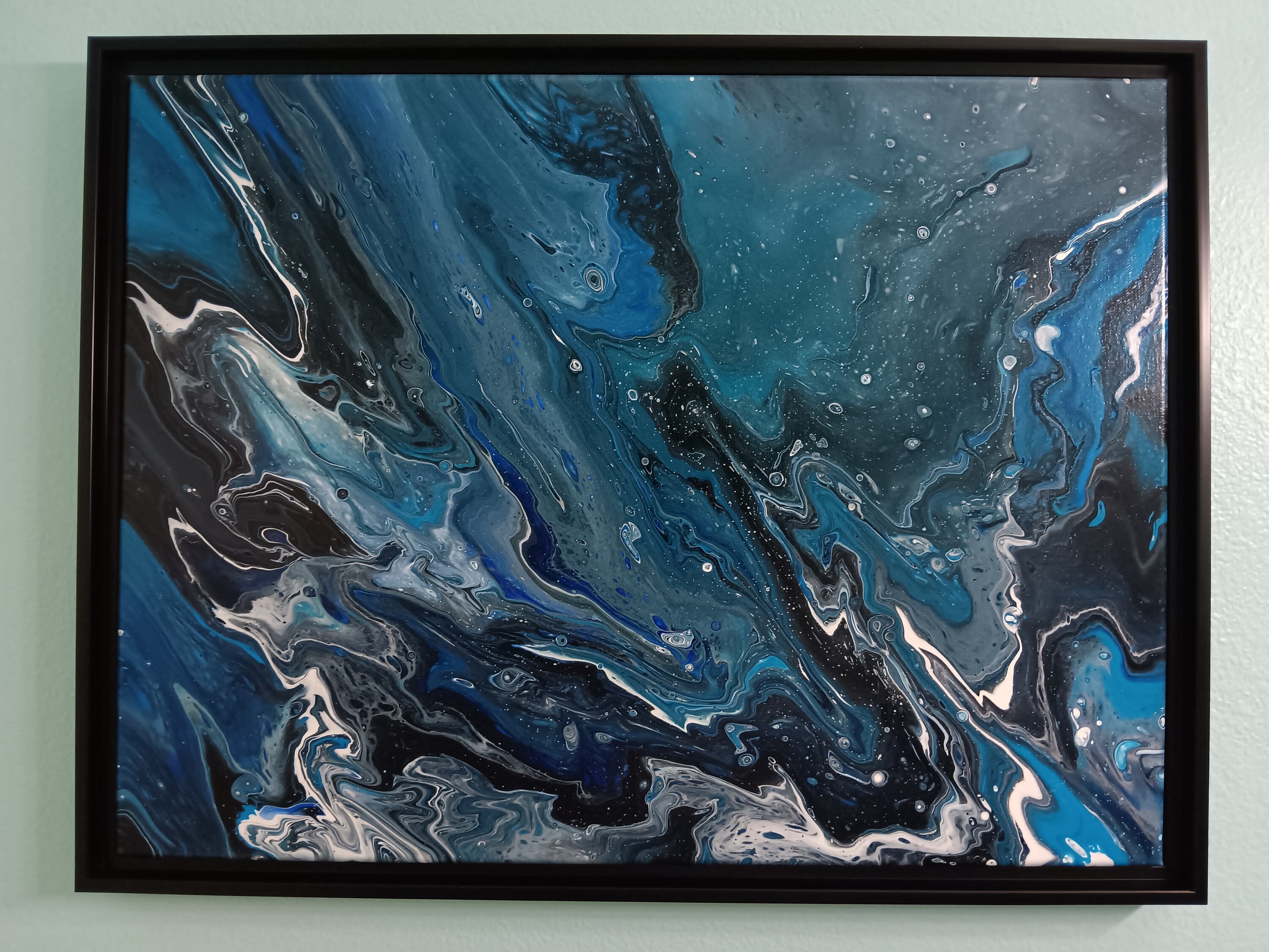 アクリル画　18×18 24 x 18インチ (60.9 cm x 45.7 cm) のキャンバスに描かれたアクリル画
