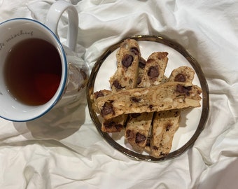 Almond biscotti with cashews and chocolate chips