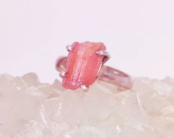 Pink Sun Stone and Pure Silver Textured Band