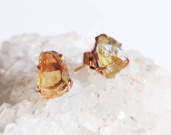 Puces d'oreilles en citrine brute