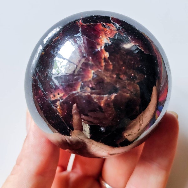 High Quality Garnet Sphere, Garnet Orb, Garnet Crystal Sphere, Garnet Mineral Sphere, Stone of Love & Inner Fire | Capricorn Birthstone