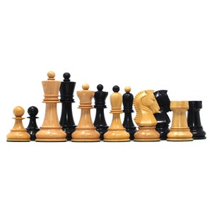 The Fischer Dubrovnik 1970 Upgraded Version Chess set in Natural and Ebonised Boxwood
