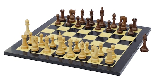 Is there an online chess game or app that allows for custom setup of  pieces? - Chess Stack Exchange