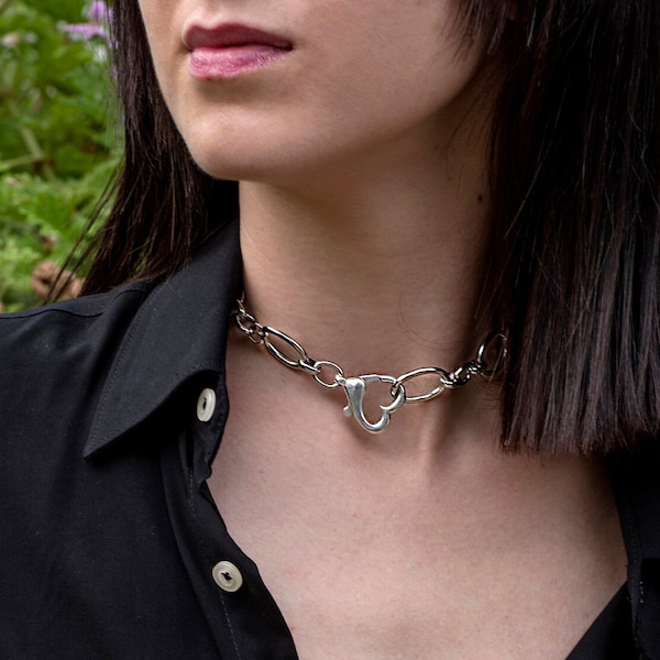 Specialty chains heart choker, luxurious steel oval link chain love carabiner clasp collar, kinky silver safety pin necklace, gift idea
