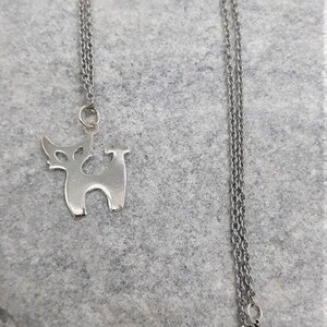 Katthalsband i sterlingsilver, minimalistiskt kattungehänge bild 6
