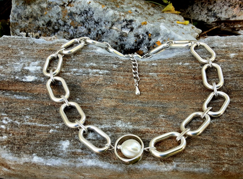 Chunky thick link chain with pearl charm adjustable choker, simple and elegant oval link necklace, modern antique silver bold chain choker image 6