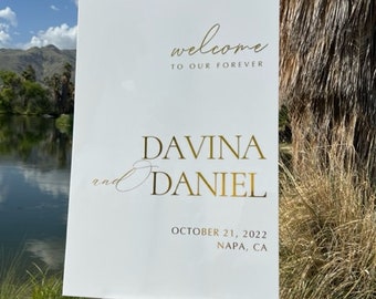 Acrylic Wedding Welcome Sign, Modern Personalized Event Decor