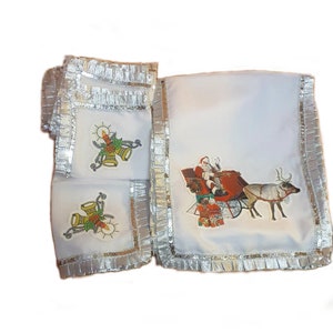 SET 10 pcs. 1x Christmas Tablecloth 64x88 inch, 1x Runner, 8x Placemat, White Tablecloth, Silver Metallic Ruffle, Cheerful Applications