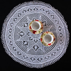 Round White Doily, Crochet Doily, Lace Doily, Vintage Style Doily, Handmade, Crochet, Napkin, Centerpiece, Round 25 inch, 62,5 cm