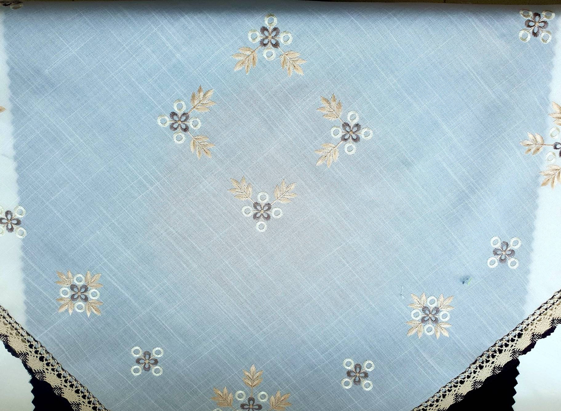 White Table Topper White Table Topper, Embroidered Tablecloth, Centerpiece Ornament, Table ...