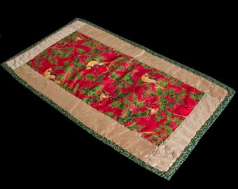 Corredor navideño, Tela metálica dorada, Algodón floral navideño, Acolchado, Alta calidad, Hecho a mano, Idea de regalo, 22x29 pulgadas, 72x54 cm