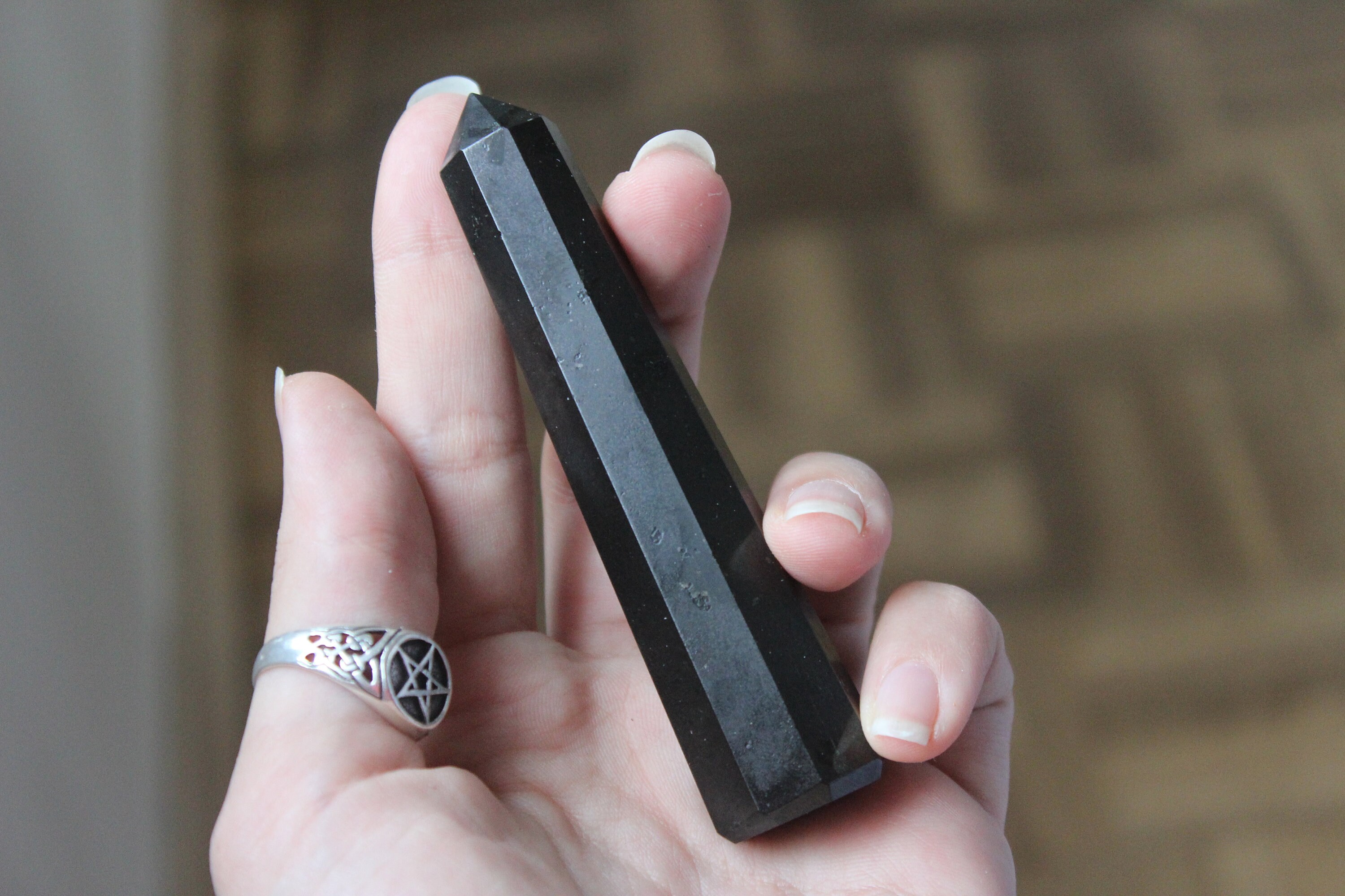 Pointe de Tourmaline 10 cm Grade A Pour La Protection Votre Logement Contre Les Mauvaises Ondes