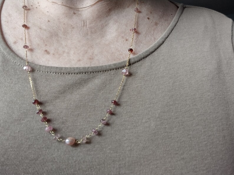 perla centrale e quarzi rosa collana argento 925 tecnica rosario con tormaline rosa