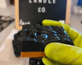 Charcoal + Tumeric Facial Bar 4.5 oz.