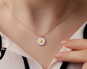 Bridal Flower Gift Daisy Flower Pendant \u2022 Sterling Silver Flower Pendant \u2022 Daisy Necklace \u2022 Daisy Jewellery