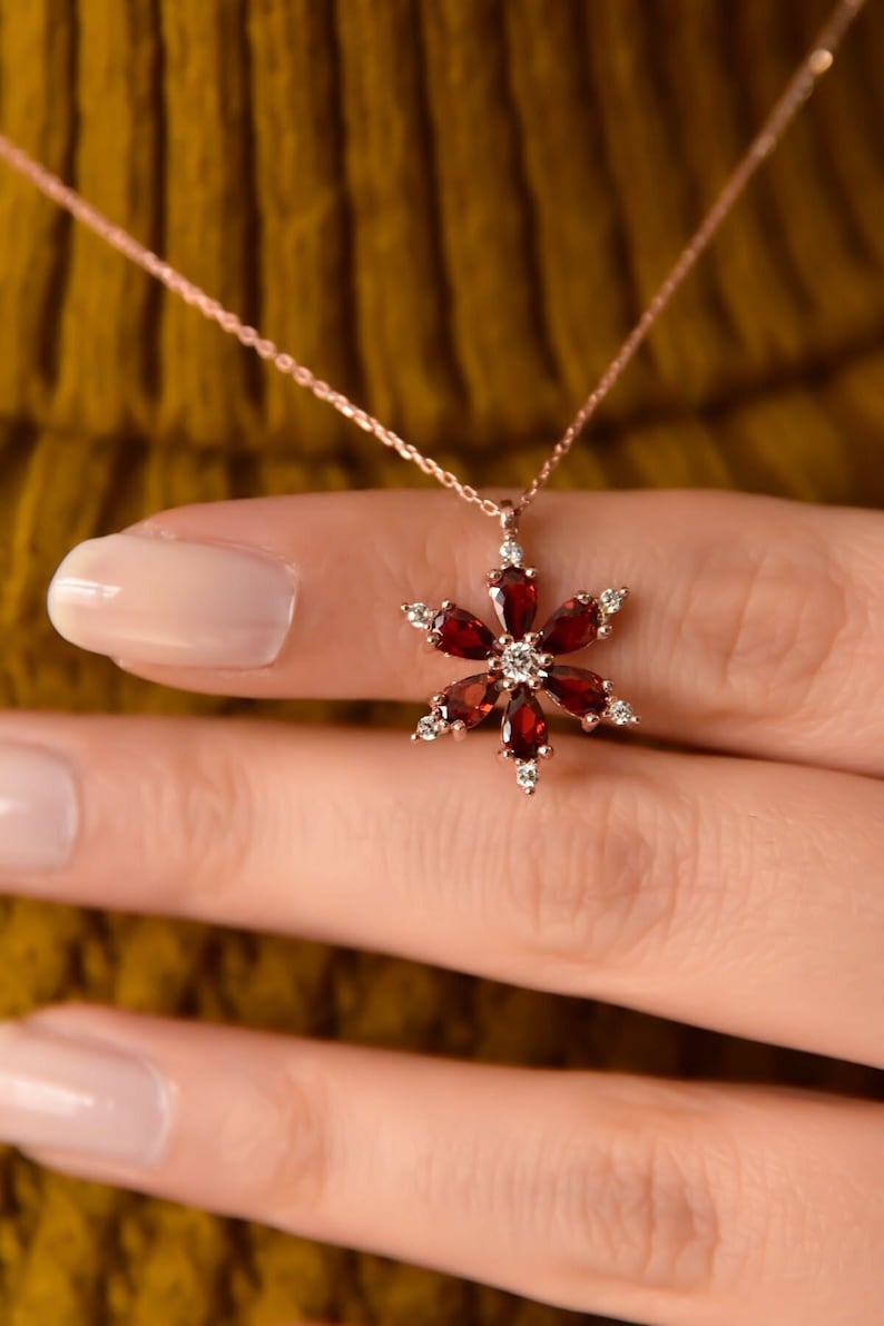 Garnet Daisy Necklace, Dainty Flower Charm Necklace, Gemstone Jewelry for Her, January Birthstone Necklace, Christmas Gift, Jewelry Set image 2