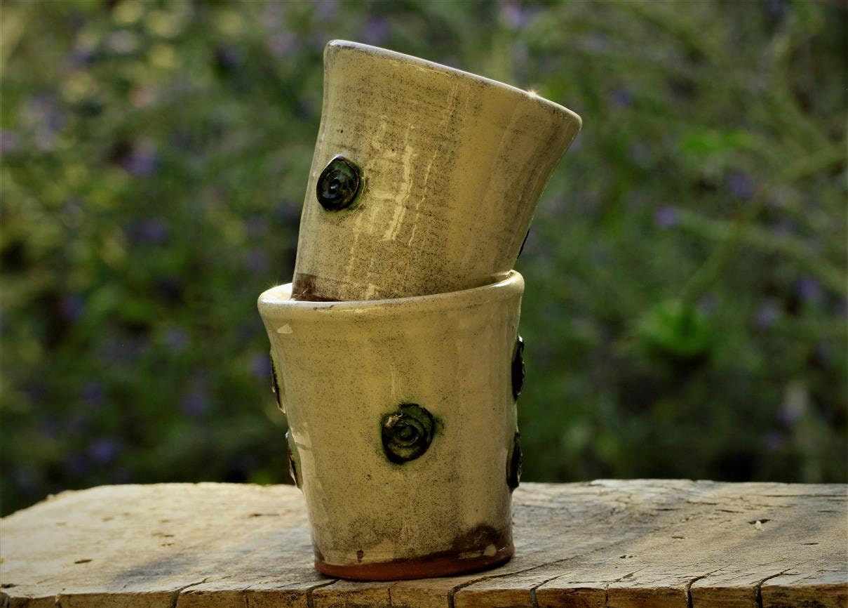 Panier de Pique-Nique Gobelets/Coups Petits Béchers avec Des Boutons Roses Verts Texturés