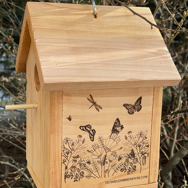 Birdhouse All Cedar personnalisé Laser gravé. Créez vos propres options. Mémoriaux, pendaison de crémaillère, cadeau