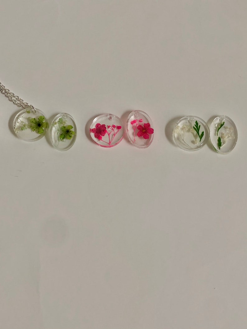 Pressed Flower Necklace Pendant