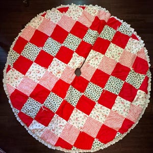 Vintage Christmas Tree Skirt with Christmas themed patches, measurement in photos (Read ALL Info, SOLD AS Is)