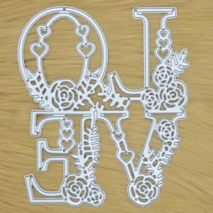 Grote bloemen 'LOVE' metalen snijmal met hartjes, stencil, valentijnskaarten, bruiloft, familie, vrienden, kaarten maken, scrapbooking, papierkunst I3