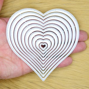 Groot nest van 10 metalen stansmessen met hartsteekpatroon, hartenlijst, liefde, kaarten maken, scrapbooking, papierkunst, D9