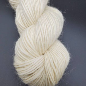 100% US Wool, Worsted Weight, Undyed Yarn