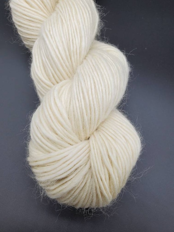 100 US Wool Worsted Weight Undyed Yarn Etsy