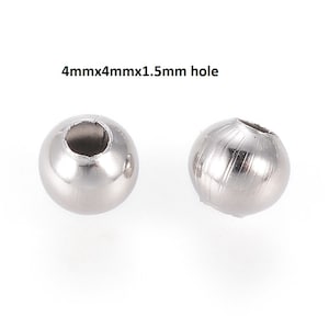 200 x 4mmx4mm Stainless Steel Beads with a 1.5mm diameter hole