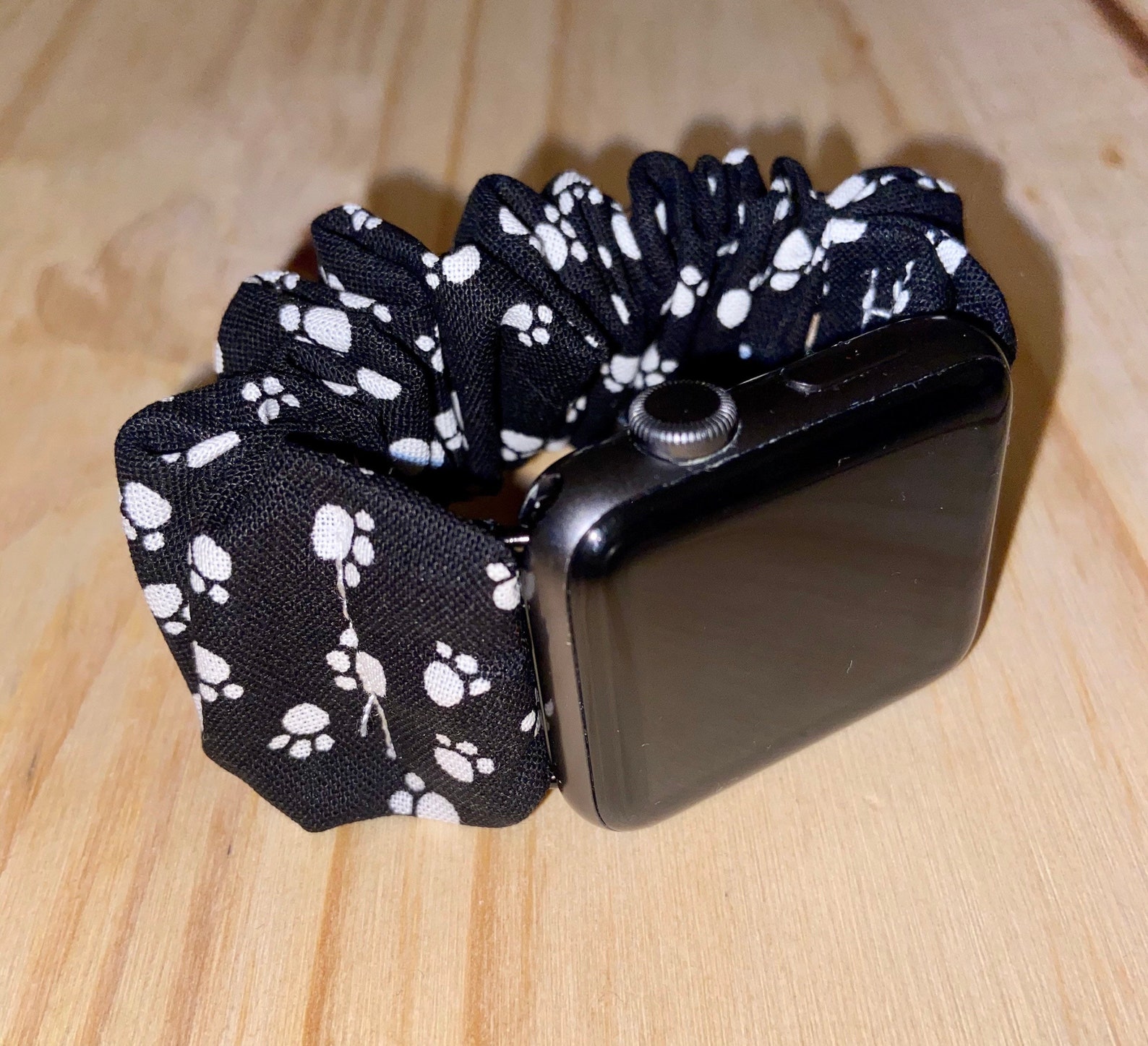 fitbit scrunchie strap