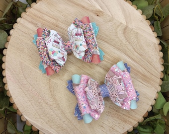 Happy Birthday hair bows for girls, over the top hair bows for birthday party, birthday photo hair bow for girls, fun bows on clips